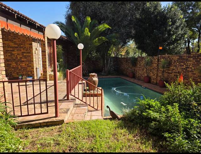 3 BEDROOM PROPERTY TO RENT IN PAULSHOF